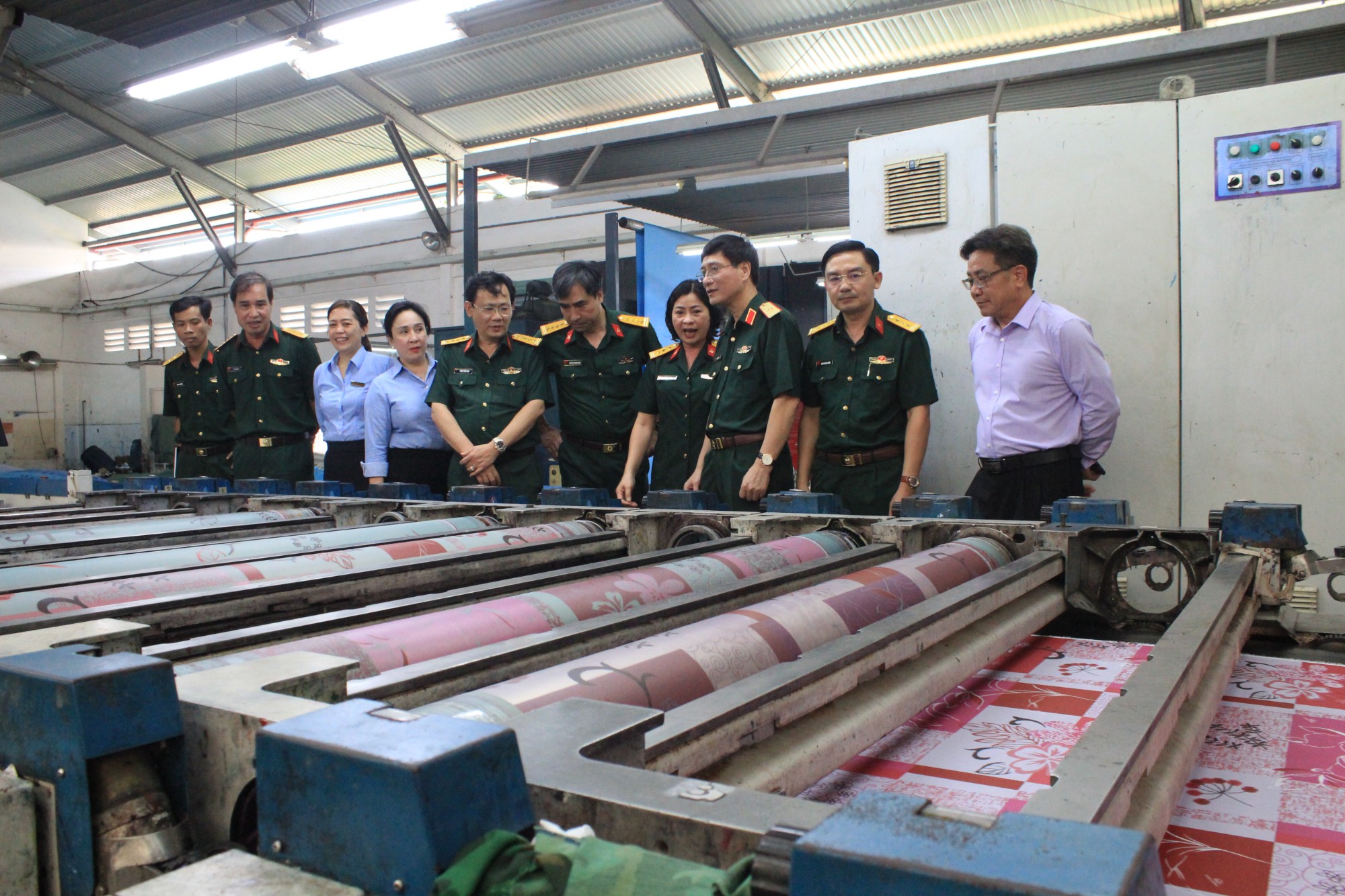 XÍ NGHIỆP NHUỘM - IN