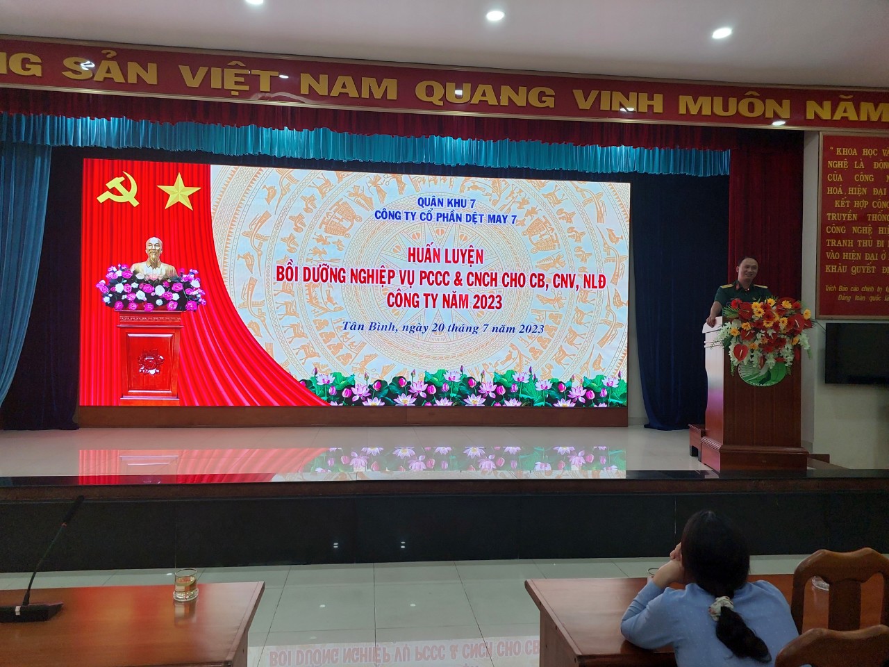 Huấn luyện bồi dưỡng nghiệp vụ PCCC & CNCH cho CB, CNV, NLĐ Công ty năm 2023