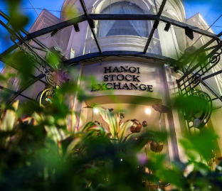 Làn sóng IPO bùng nổ giữa "cơn say" chứng khoán