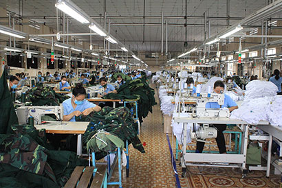 Các doanh nghiệp Quân khu 7: Sôi nổi ra quân sản xuất đầu năm
